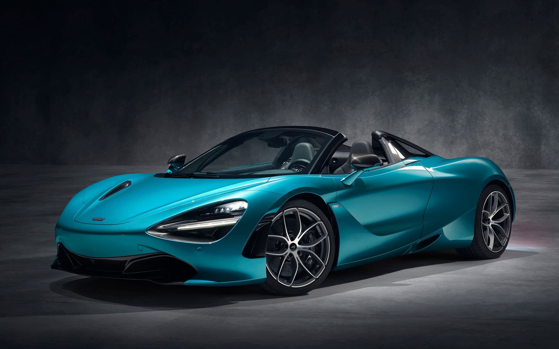 720S model